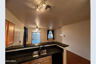 2250 E Deer Valley Road #Unit 21, Phoenix, AZ 85024 - Photo 6