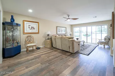 9605 W Briarwood Circle, Sun City, AZ 85351 - Photo 6