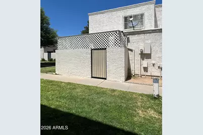 5212 N 42nd Lane, Phoenix, AZ 85019 - Photo 2
