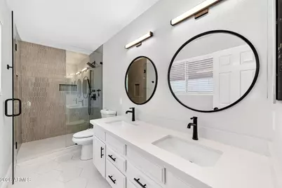 26235 N 41st Way, Phoenix, AZ 85050 - Photo 20