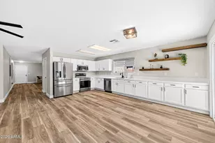 26235 N 41st Way, Phoenix, AZ 85050 - Photo 14