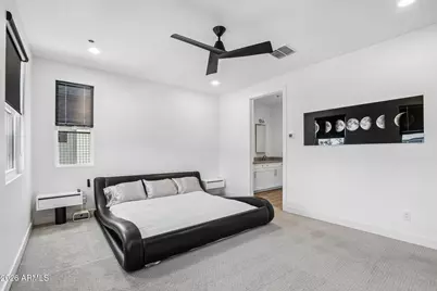 3200 N 39th Street #28, Phoenix, AZ 85018 - Photo 14