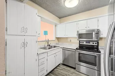 1827 E Kirkland Lane #A, Tempe, AZ 85281 - Photo 10
