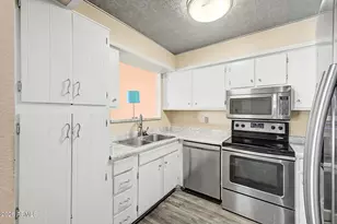 1827 E Kirkland Ln, Tempe, AZ 85281 - Photo 10