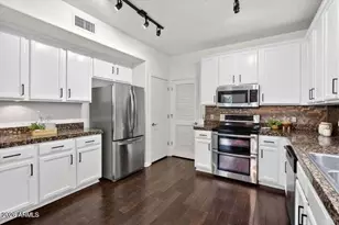 706 E Washington St, Phoenix, AZ 85034 - Photo 8