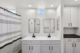 706 E Washington St, Phoenix, AZ 85034 - Photo 24