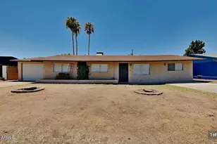 1819 W Oraibi Dr, Phoenix, AZ 85027 - Photo 1