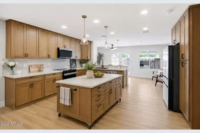 4928 E Virginia Avenue, Phoenix, AZ 85008 - Photo 2