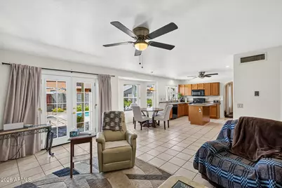 8764 W Columbine Drive, Peoria, AZ 85381 - Photo 10