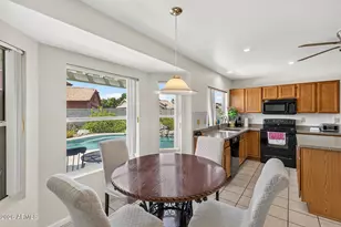 8764 W Columbine Dr, Peoria, AZ 85381 - Photo 12