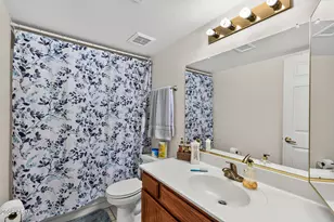 8764 W Columbine Dr, Peoria, AZ 85381 - Photo 6