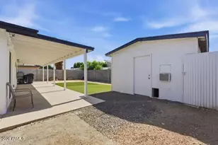 8650 N 56th Ave, Glendale, AZ 85302 - Photo 18