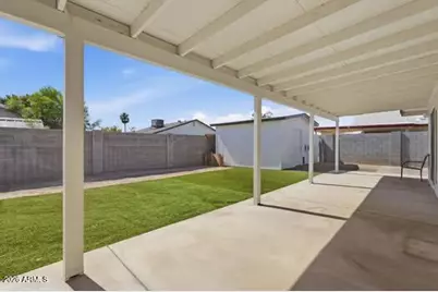 8650 N 56th Avenue, Glendale, AZ 85302 - Photo 16