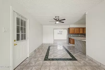 8141 W Indianola Avenue, Phoenix, AZ 85033 - Photo 10