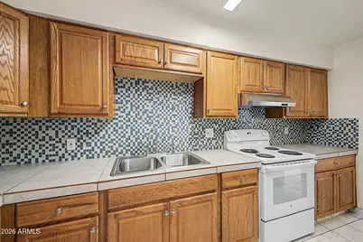 8141 W Indianola Avenue, Phoenix, AZ 85033 - Photo 16
