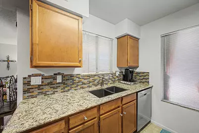 10610 S 48th Street #1062, Phoenix, AZ 85044 - Photo 4