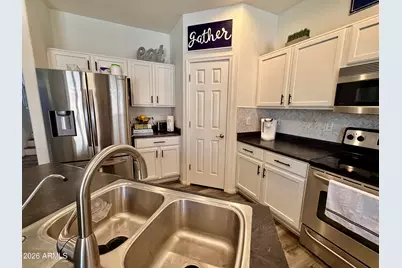 204 W Atlantic Drive, Casa Grande, AZ 85122 - Photo 4