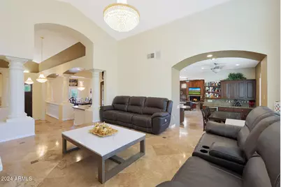1044 W Indian Hills Place, Phoenix, AZ 85023 - Photo 22