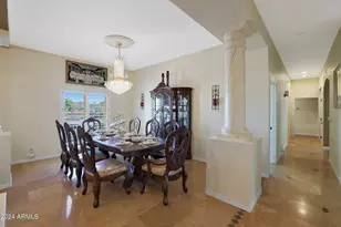 1044 W Indian Hills Pl, Phoenix, AZ 85023 - Photo 16