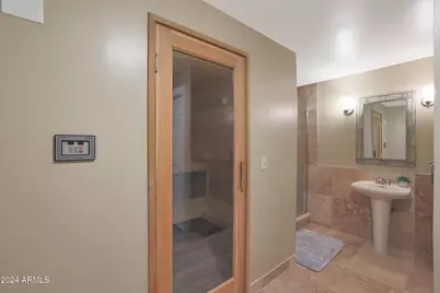 1044 W Indian Hills Place, Phoenix, AZ 85023 - Photo 38