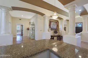 1044 W Indian Hills Pl, Phoenix, AZ 85023 - Photo 14