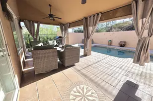 1044 W Indian Hills Pl, Phoenix, AZ 85023 - Photo 4