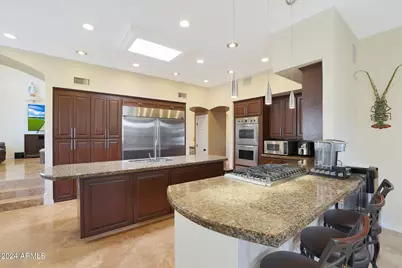 1044 W Indian Hills Place, Phoenix, AZ 85023 - Photo 26