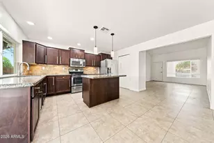 1041 W Kilarea Ave, Mesa, AZ 85210 - Photo 8
