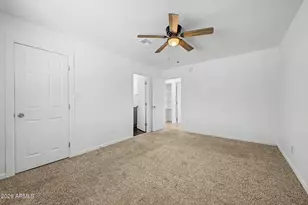 6340 W Avalon Dr, Phoenix, AZ 85033 - Photo 20