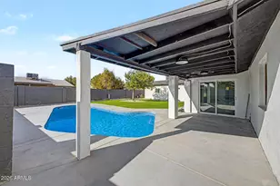 6340 W Avalon Dr, Phoenix, AZ 85033 - Photo 24
