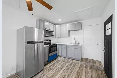 6340 W Avalon Drive, Phoenix, AZ 85033 - Photo 34