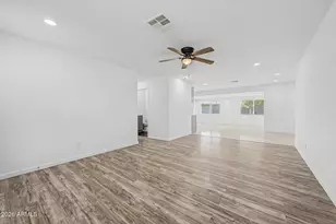 6340 W Avalon Dr, Phoenix, AZ 85033 - Photo 8
