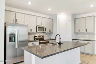 2370 E Wagon Wheel Ln, San Tan Valley, AZ 85140 - Photo 8