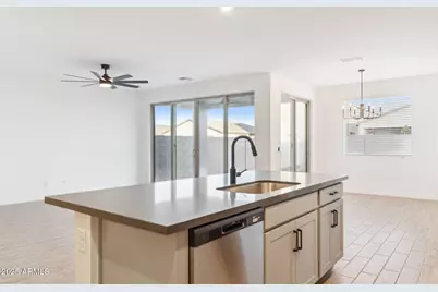 2370 E Wagon Wheel Lane, San Tan Valley, AZ 85140 - Photo 12