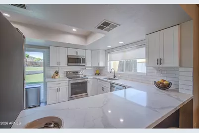 1214 E Desert Cove Avenue, Phoenix, AZ 85020 - Photo 26