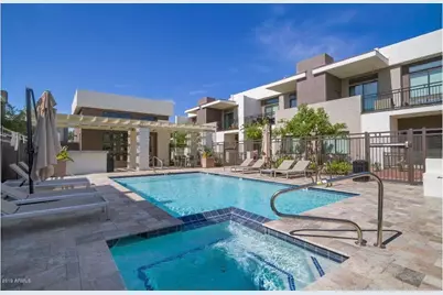 2015 N 50th Street #16, Phoenix, AZ 85008 - Photo 2