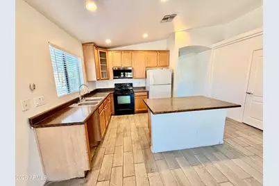 1880 E Kachina Drive, Casa Grande, AZ 85122 - Photo 2