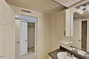 2747 N Greenfield Rd, Phoenix, AZ 85006 - Photo 10