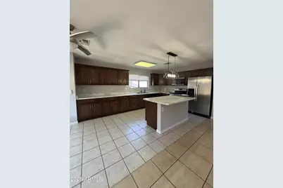 728 E Rose Marie Lane, Phoenix, AZ 85022 - Photo 4