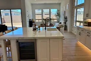 1071 E Peach Tree Dr, Chandler, AZ 85249 - Photo 6