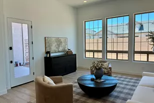 1071 E Peach Tree Dr, Chandler, AZ 85249 - Photo 10