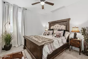 4564 W Gilbert Ln, San Tan Valley, AZ 85144 - Photo 16