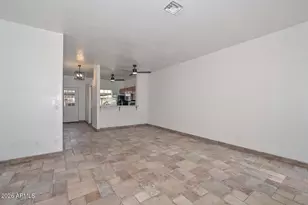 18837 N 34th Dr, Phoenix, AZ 85027 - Photo 8