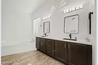 13345 W Cypress Street, Goodyear, AZ 85395 - Photo 14