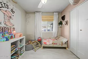 324 W Santa Cruz Dr, Tempe, AZ 85282 - Photo 20