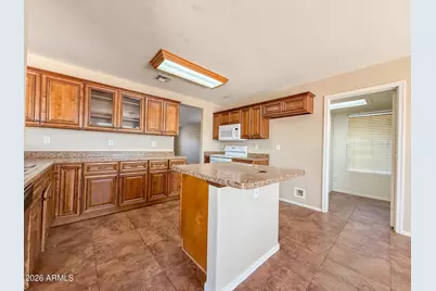 583 W Racine Loop, Casa Grande, AZ 85122 - Photo 10