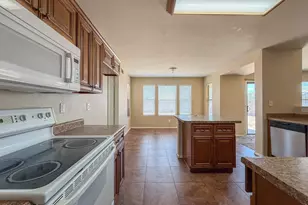 583 W Racine Loop, Casa Grande, AZ 85122 - Photo 6