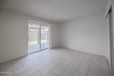 2219 W Morten Avenue #Apt 3, Phoenix, AZ 85021 - Photo 10