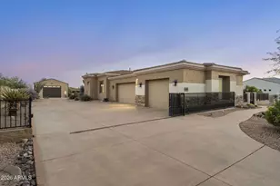 5643 E Rancho Tierra Dr, Cave Creek, AZ 85331 - Photo 2