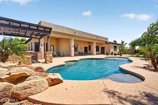 383 W Red Fern Rd, San Tan Valley, AZ 85140 - Photo 16